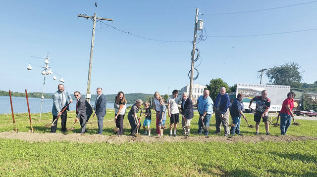 131708760_web1_ripley-groundbreaking
A ceremonial ground breaking was held in Ripley on Aug. 11 to celebrate the $16,387,086 Appalachian Community Grant Fund project that will go towards riverfront improvements along Front Street at the banks of the Ohio River. Photo by Wade Linville