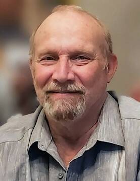 131885753_web1_Mike-Kimberly